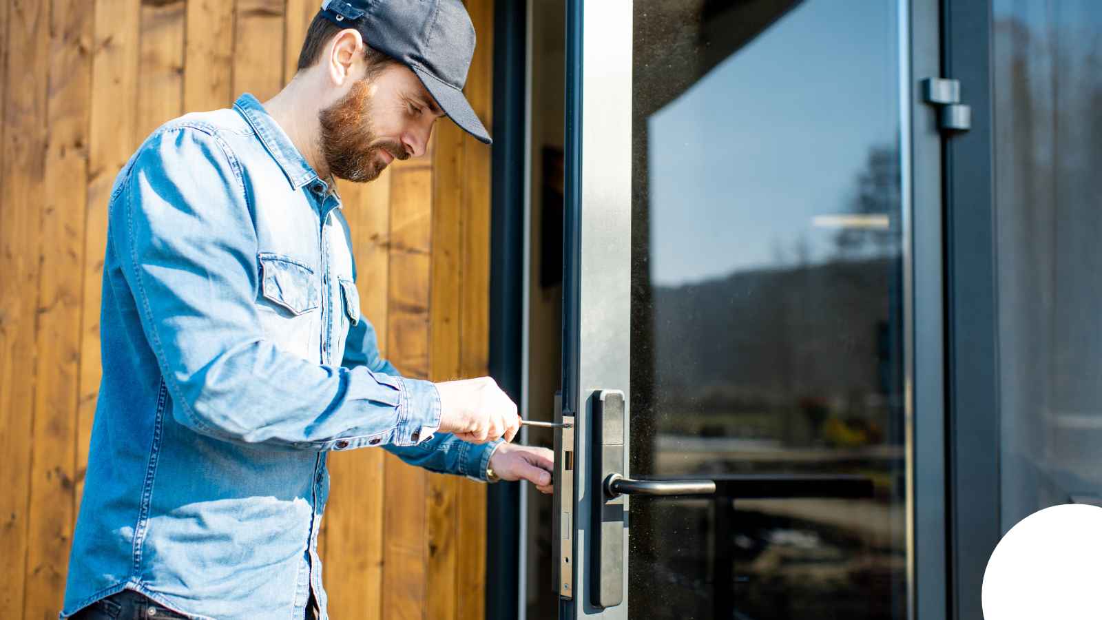 Locksmith in Dallas, TX — Matthew Car Key Replacement
